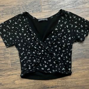 Brandy Melville wrap tee